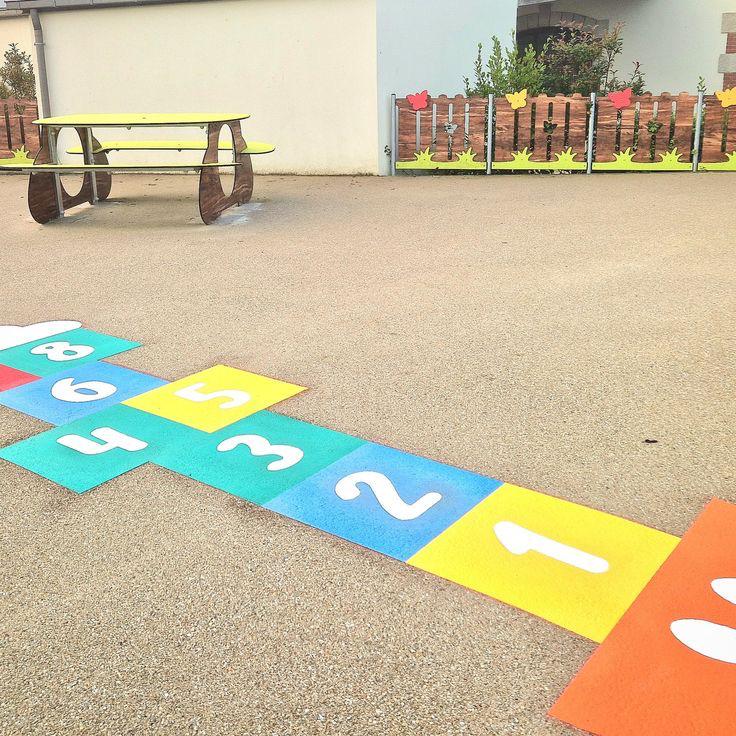 Cour de récréation de l'école